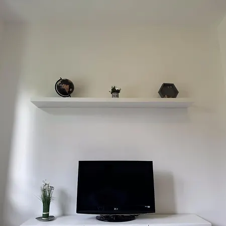 Vener Appartament - A Due Passi Dal Ossuccio